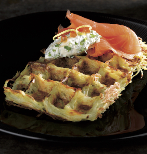 waffel con salmone e crema di formaggio